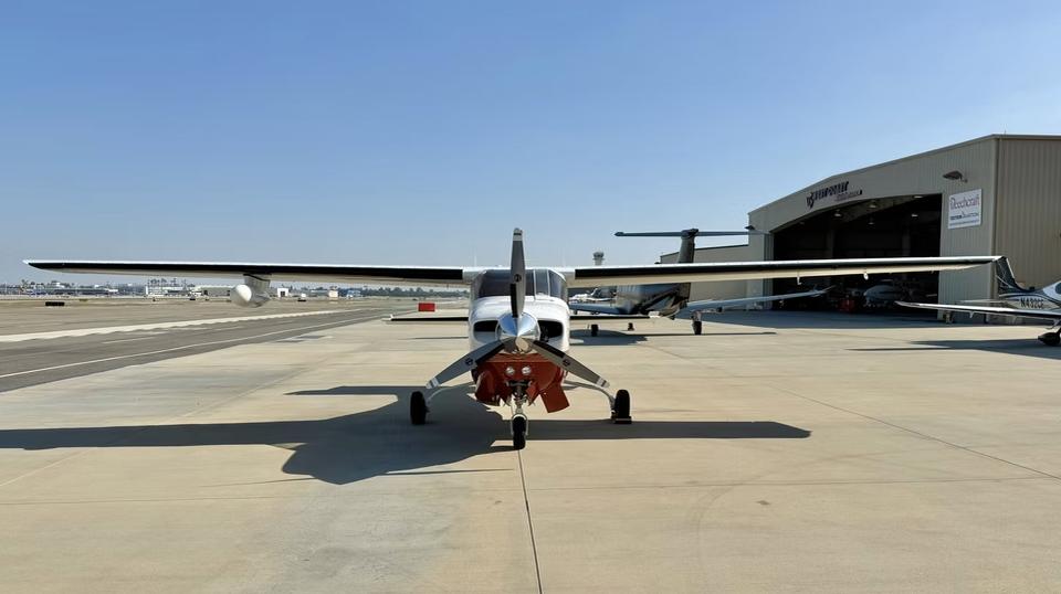 1986 CESSNA P210R Photo 3